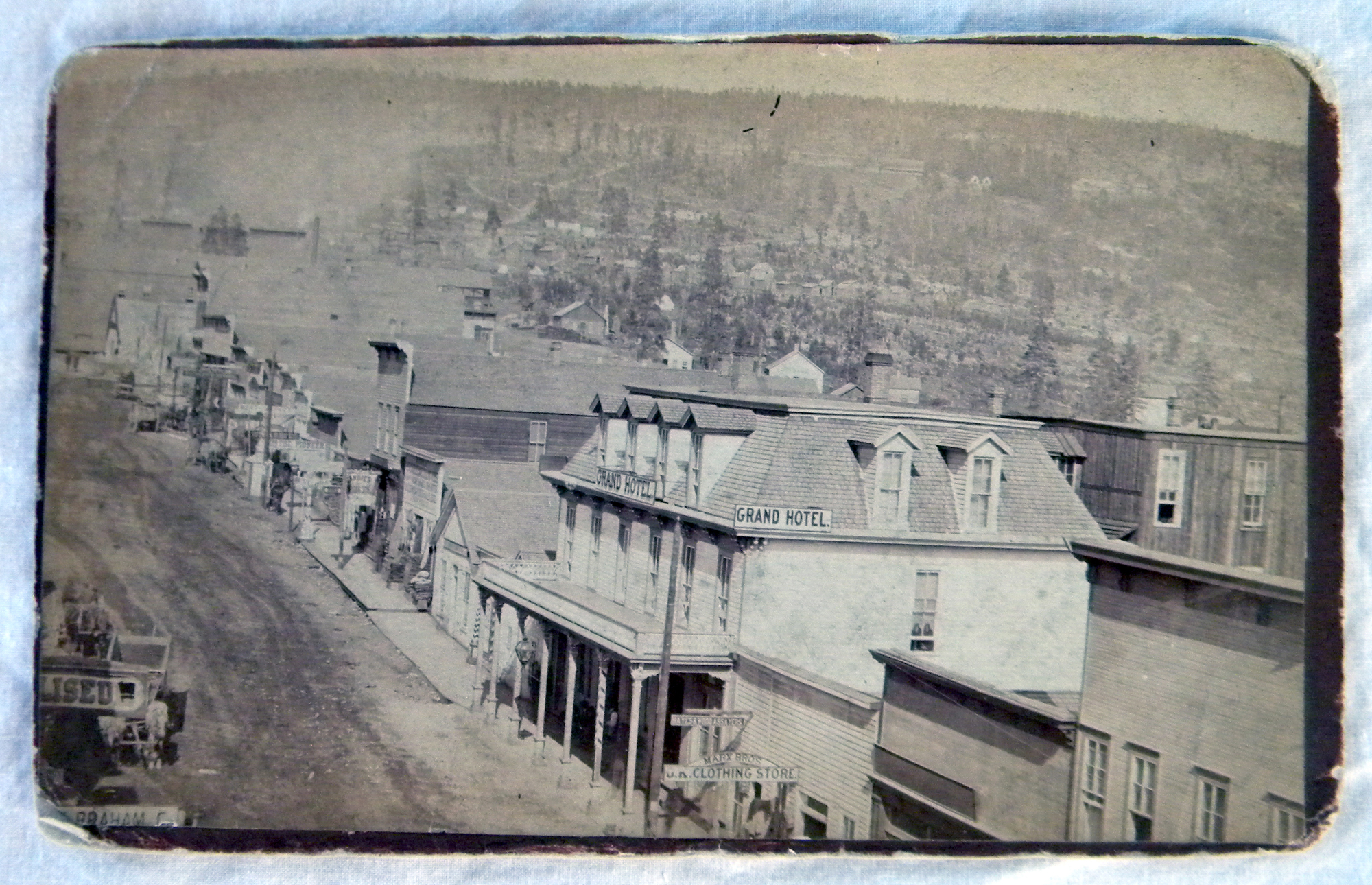 Cabinet Card