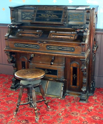 Pump Organ