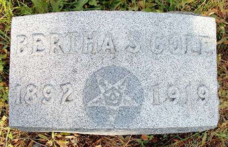 Bertha (Schayer) Cole’s grave in the Masonic section of the Evergreen Cemetery.