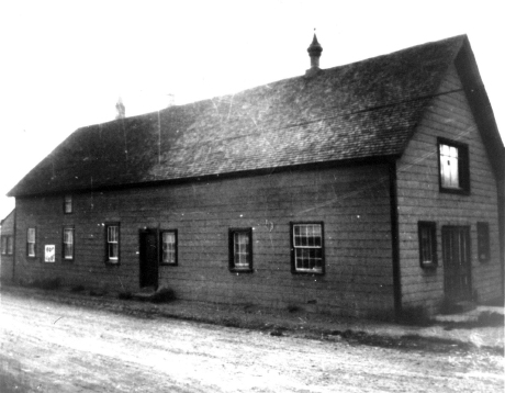 Photo of the exterior of Temple Israel in 1964.